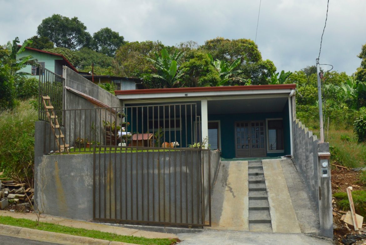 Brand New 3 BR House in the Poas Volcano foothills