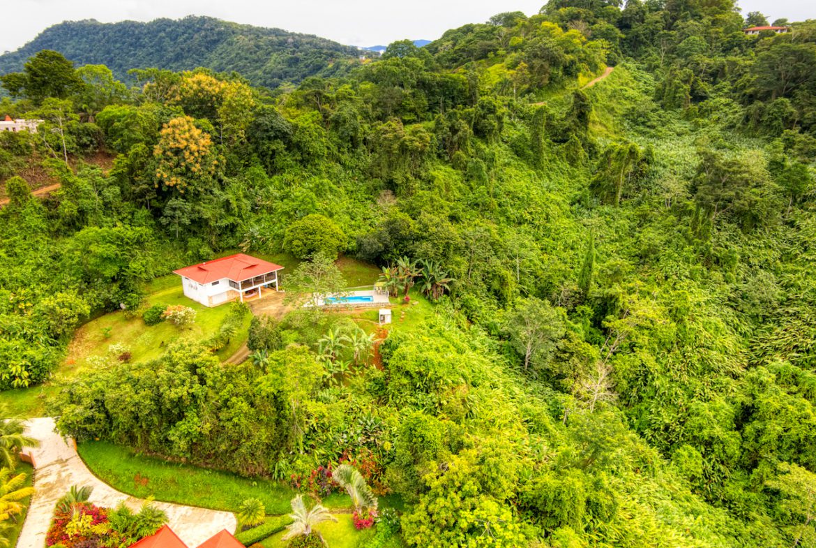 Dominical Ocean View 2 BR Jungle Home on 6 Acres