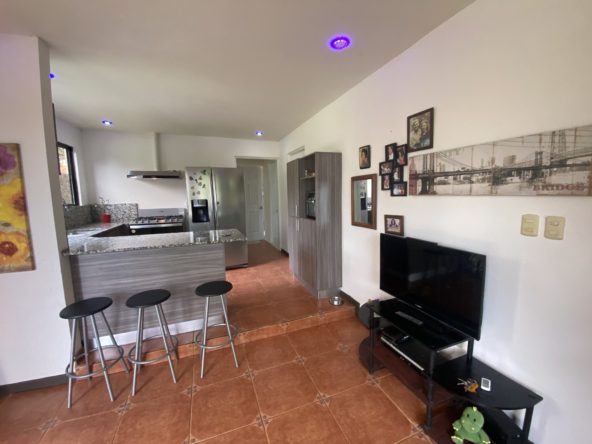 Remodeled 2 BR Atenas home with pool