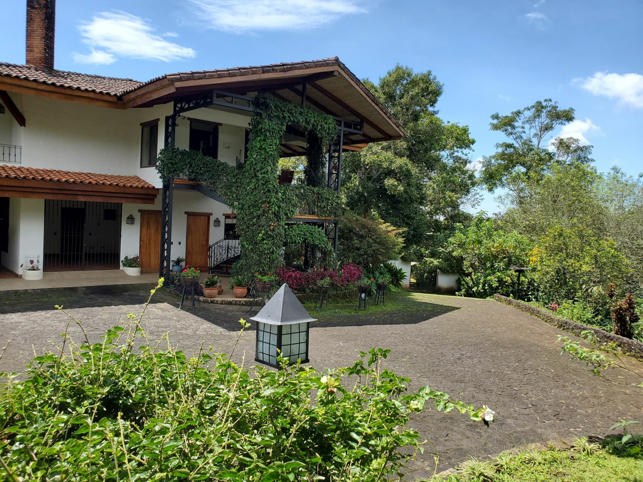 Santa Barbara de Heredia 4 Acres with 2 Hacienda Style Homes