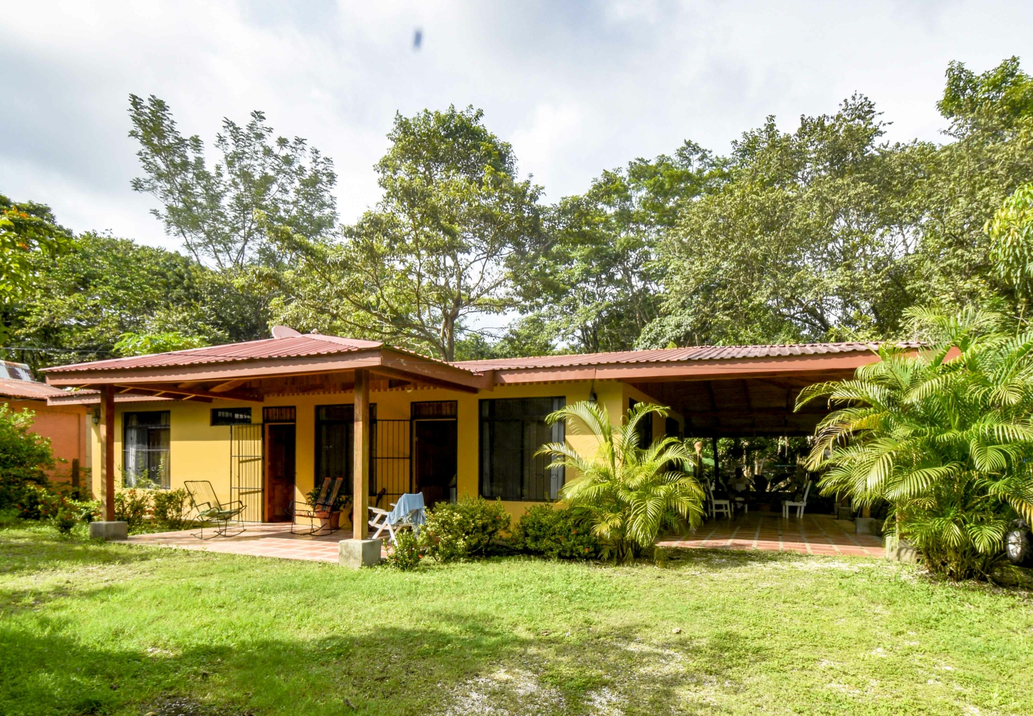 Charming Tico Style 3 BR Beach Home Surrounded by Nature