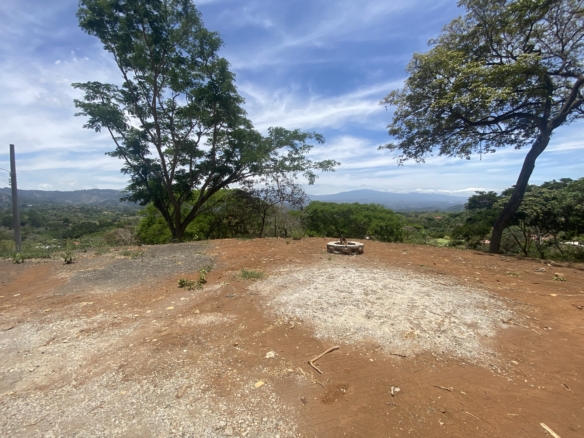 Over 1 acre Atenas building lot with views