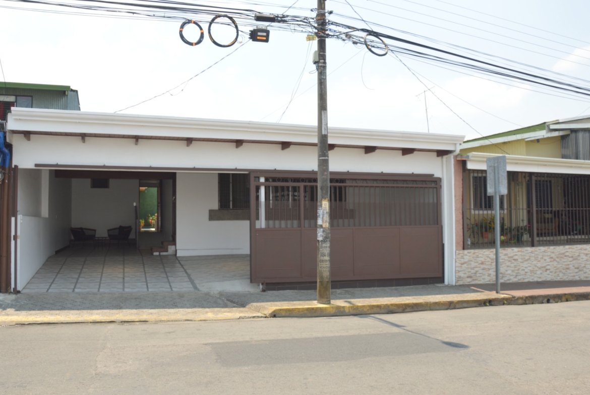 Poas 3 BR House with Commercial Potential