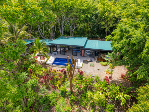 2 BR Sunset and Ocean View Home in Laguna Dominical