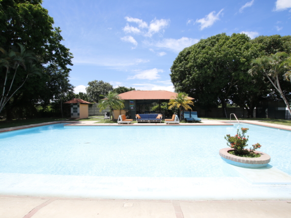 5 BR Liberia Home + 1 BR Apartment + large swimming pool