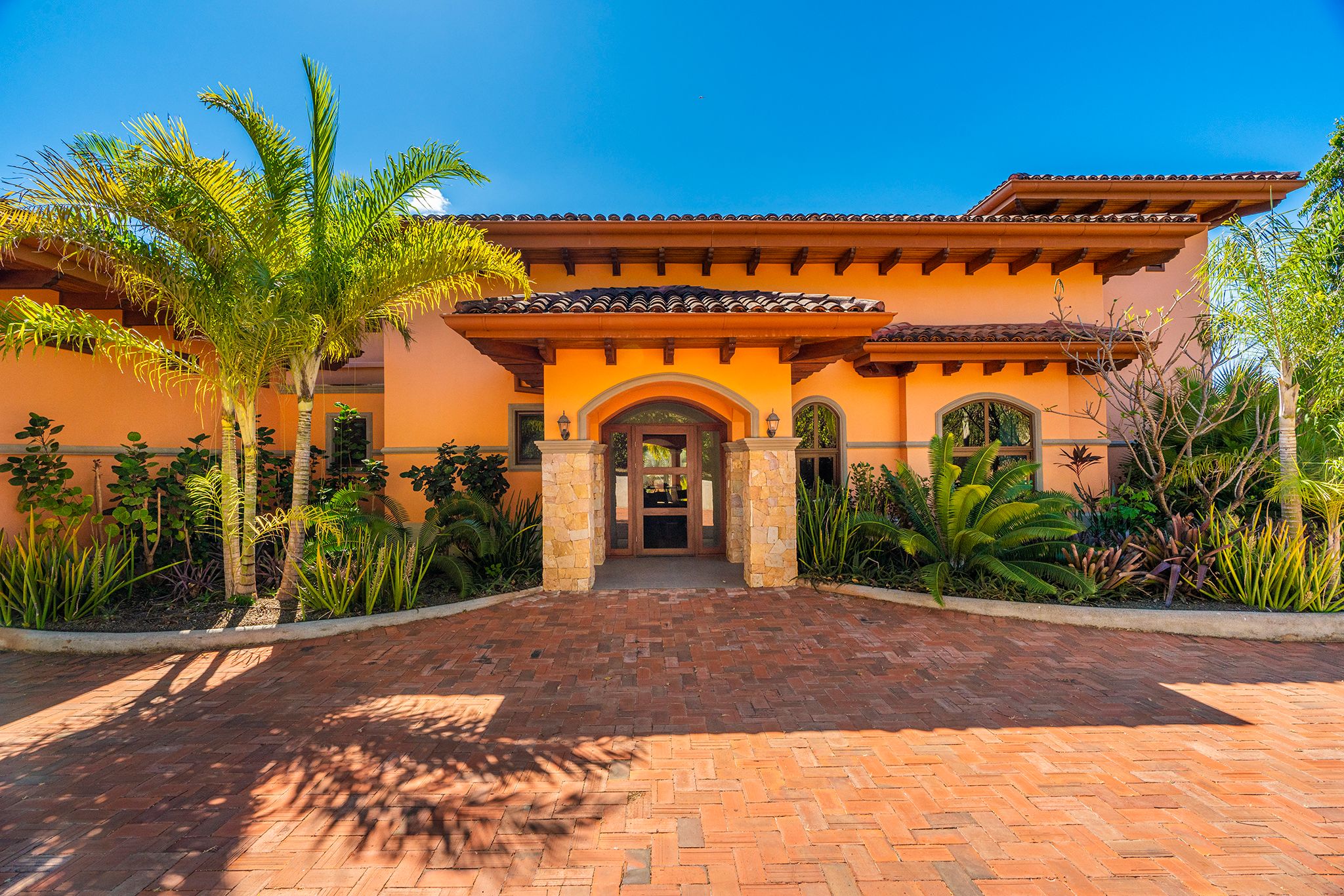 Beautiful Colonial Playa Negra 2 BR Single Story Home
