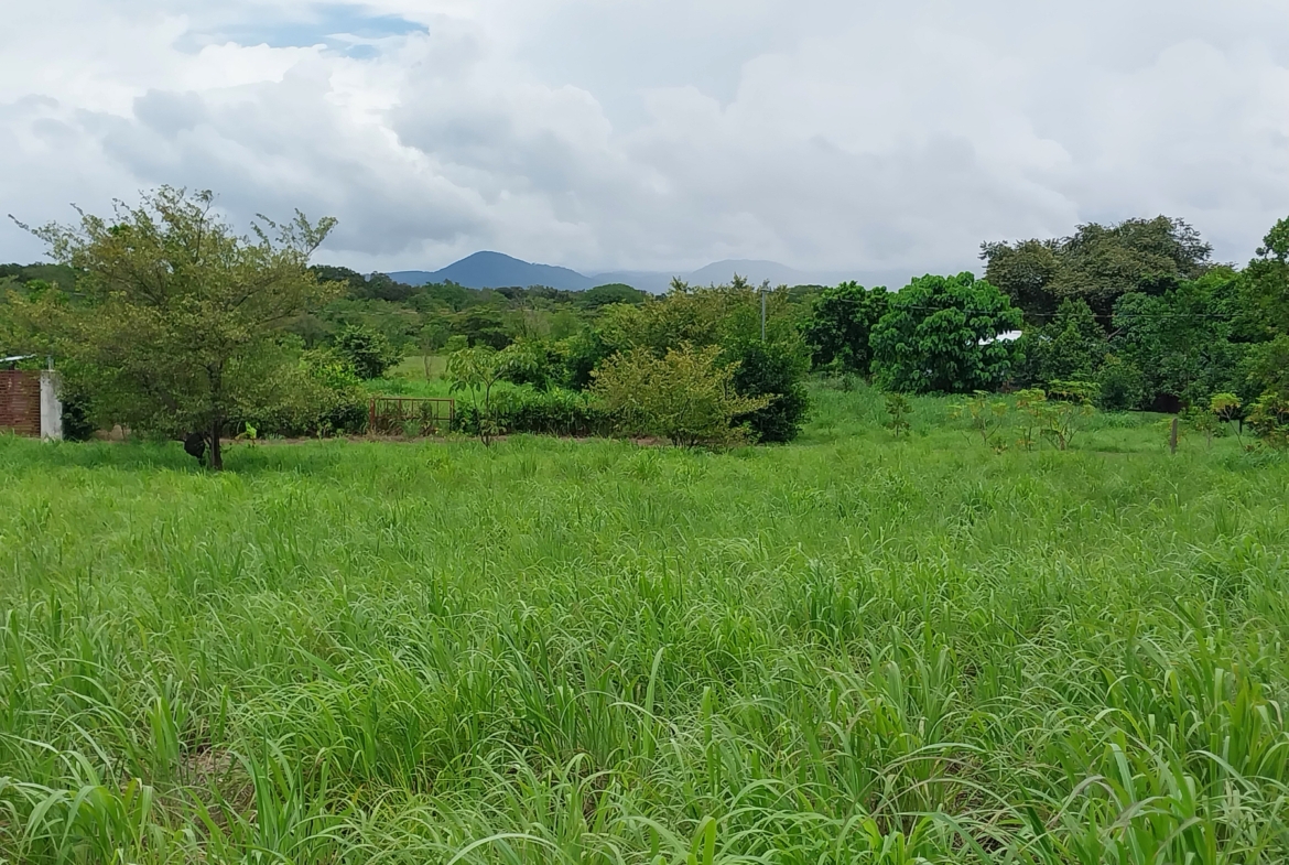 Large Liberia Volcano View Building Lot