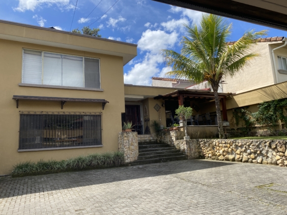 Great Location Escazu 4 BR Single Family Home