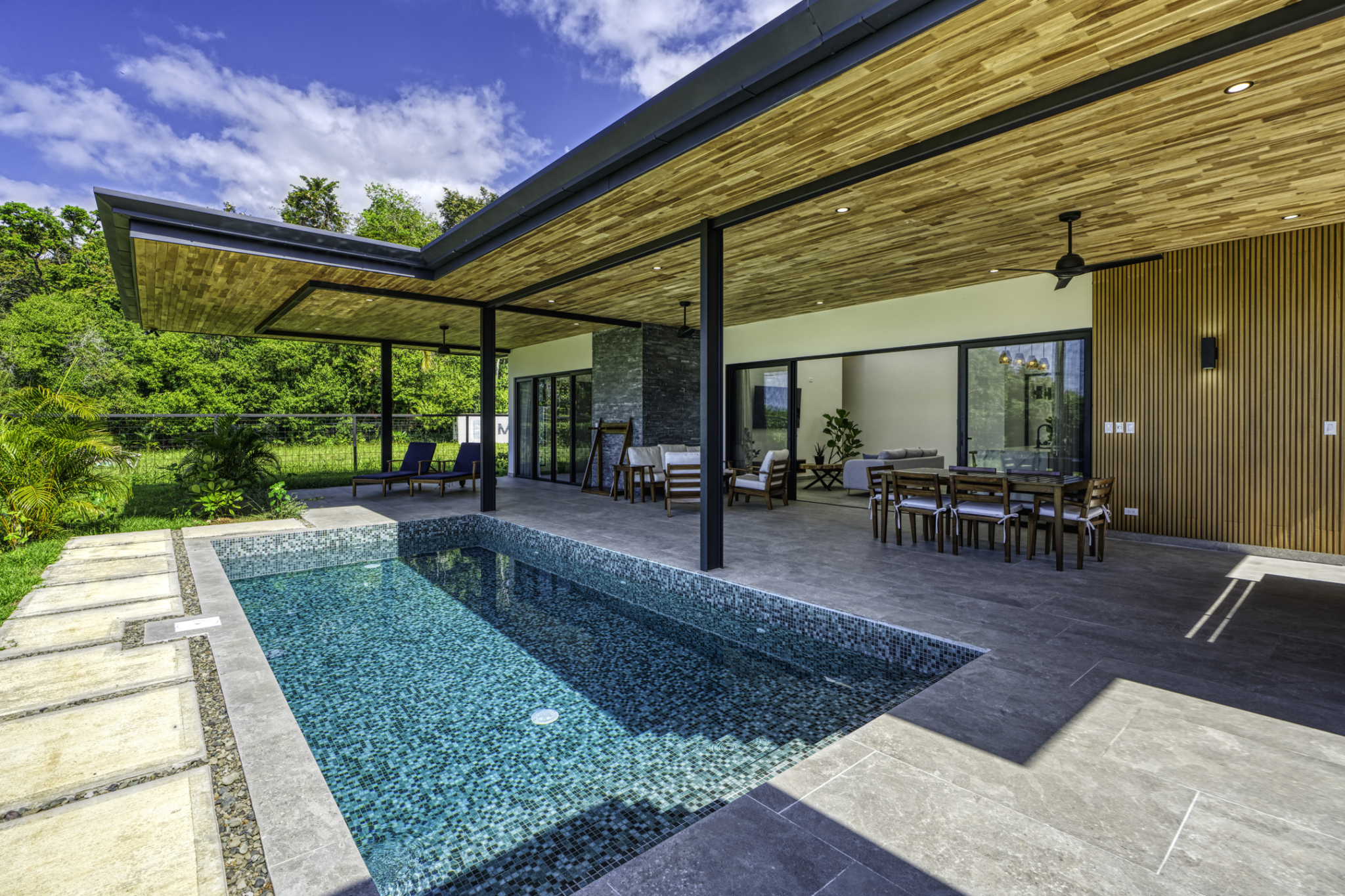 Furnished Uvita 3 BR Luxury Beach House with Pool