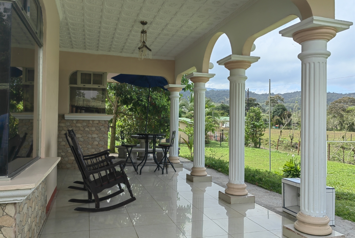 3 BR Aguas Zarcas Home on Half Acre