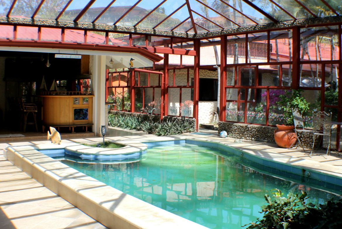 Turnkey 3 BR Cariari Home with 2 Apartments and Pool