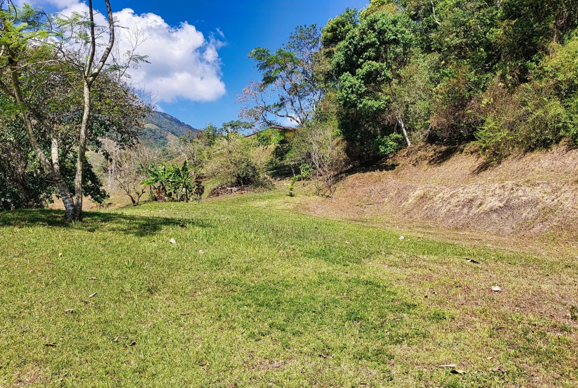 2 Exquisite Residential Building Lots in Puriscal Gated Community