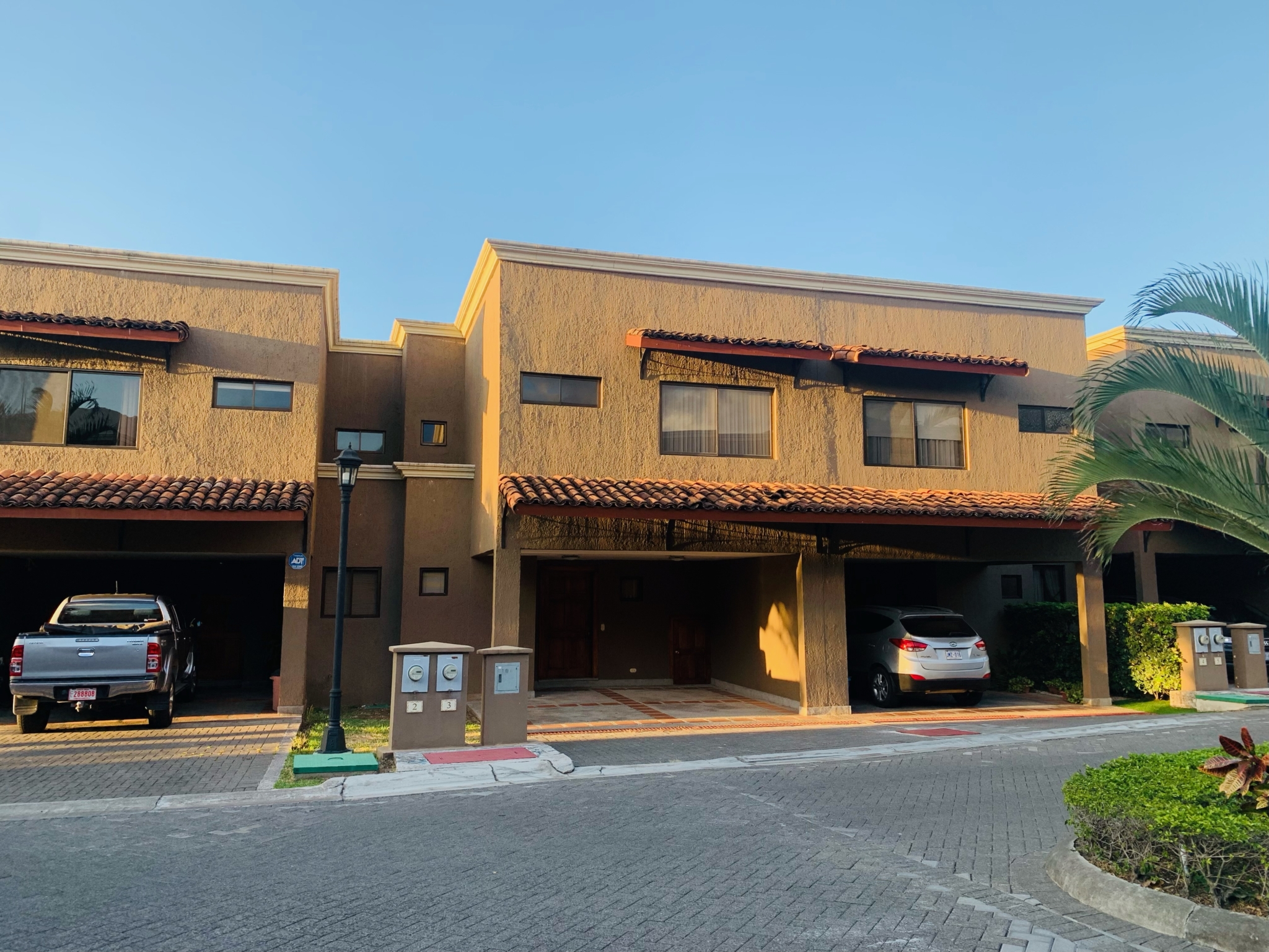 Wow 3 BR Fuerte Ventura Townhouse with Garden for sale.