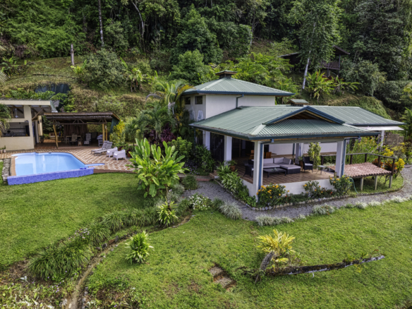 South Pacific 3 BR Ocean View Home + Cabin + Guest House