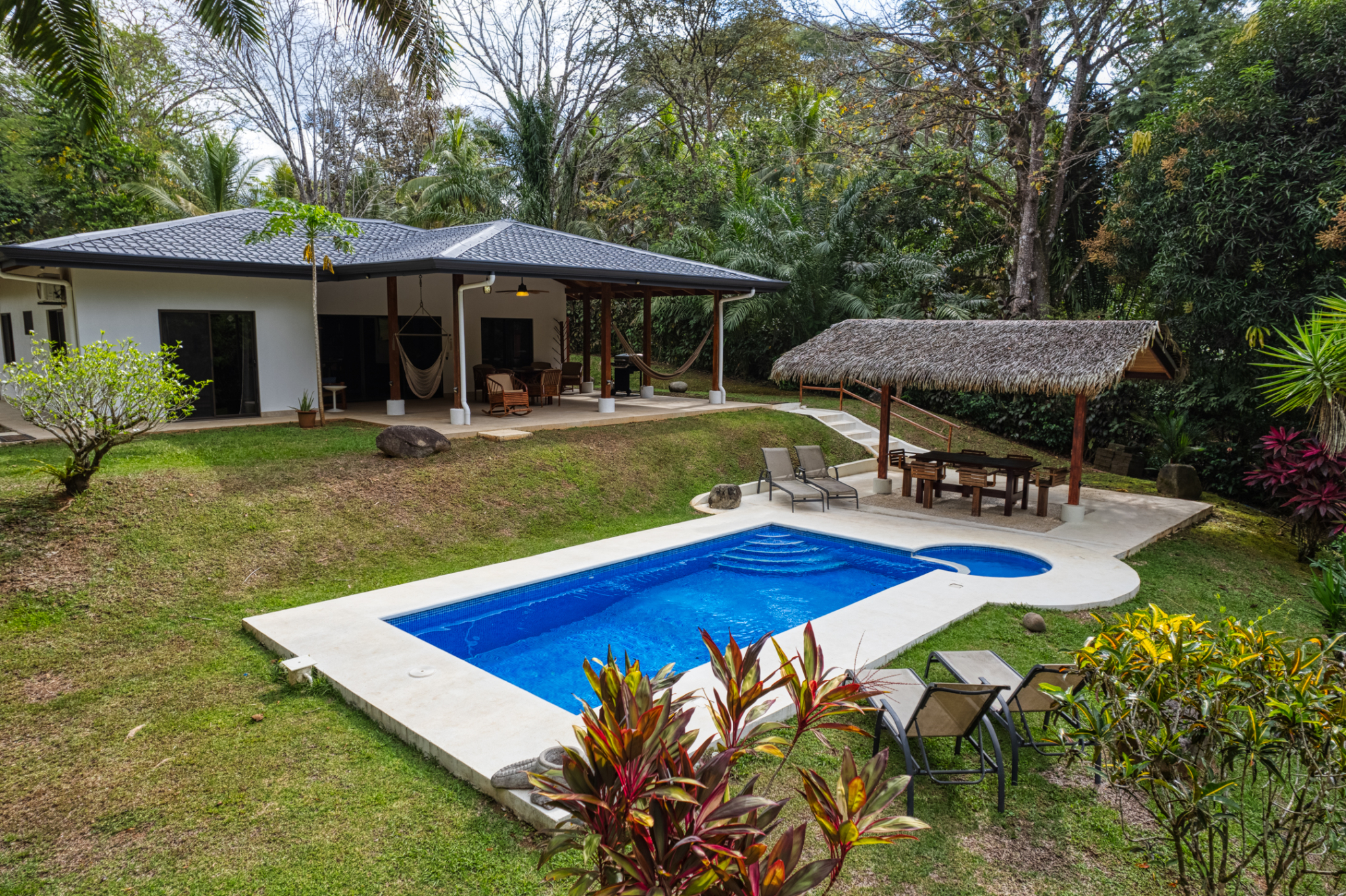 3 BR Ojochal Home with Fruit Trees and Space for Several Casitas