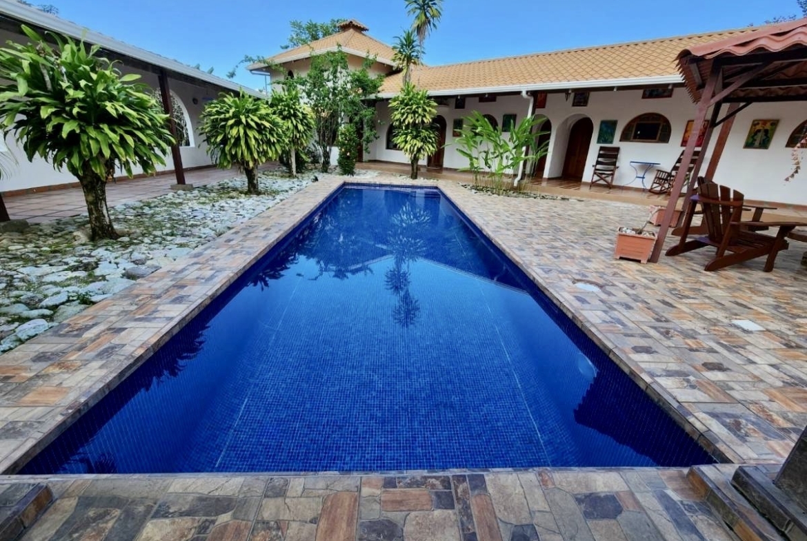 Turnkey Sandalo Beach 4 BR Luxury Home