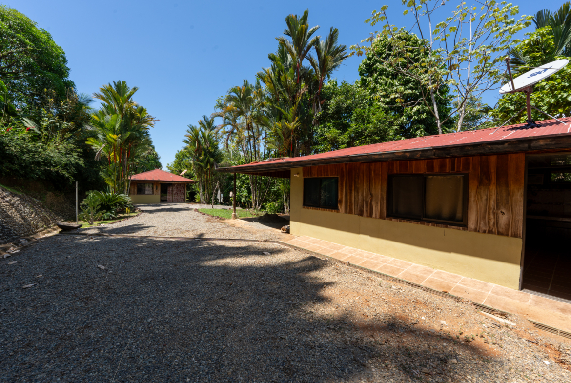 Southern Zone Playa Hermosa 3 BR home and Cabin