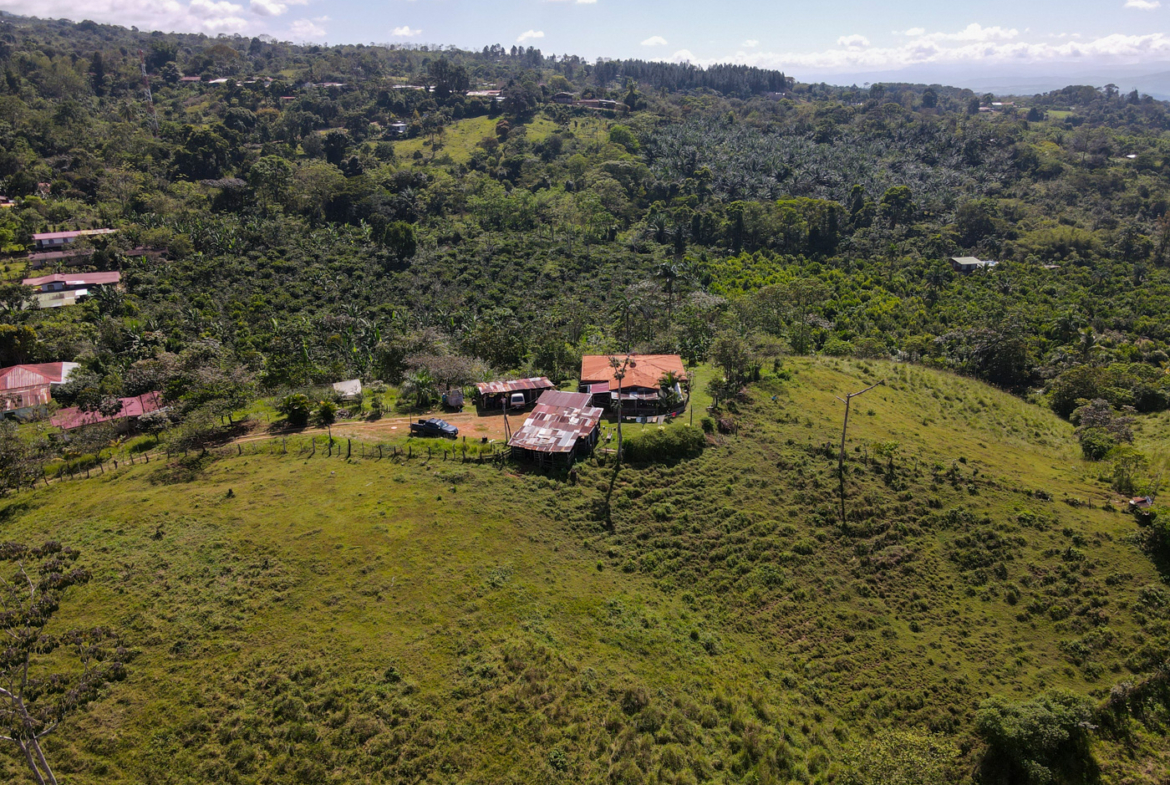 Unique Perez Zeledon 13 Acre Estate with 2 BR House