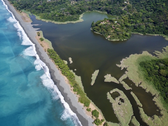 Osa Peninsula 8 Bungalow Ocean View Resort Property