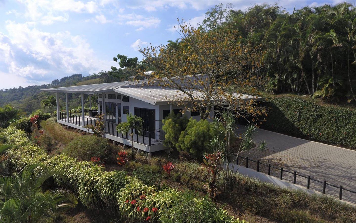 Barbacoas Puriscal 2 BR Luxurious Smart Home