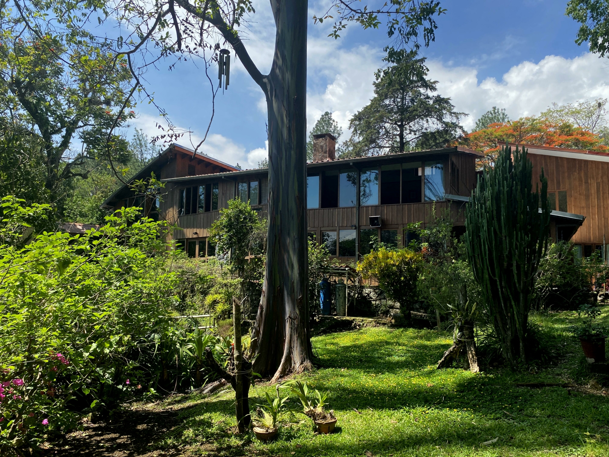 Unique Escazu Over 5 BR Private Estate or Company Retreat