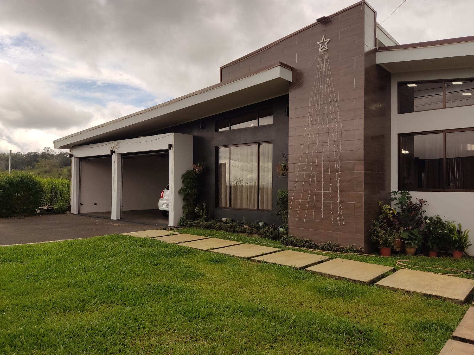Rural San Carlos 4 BR Home with views and garden