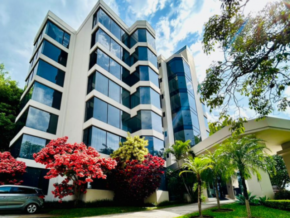 Ground Level 3 BR Bello Horizonte Escazu Condo