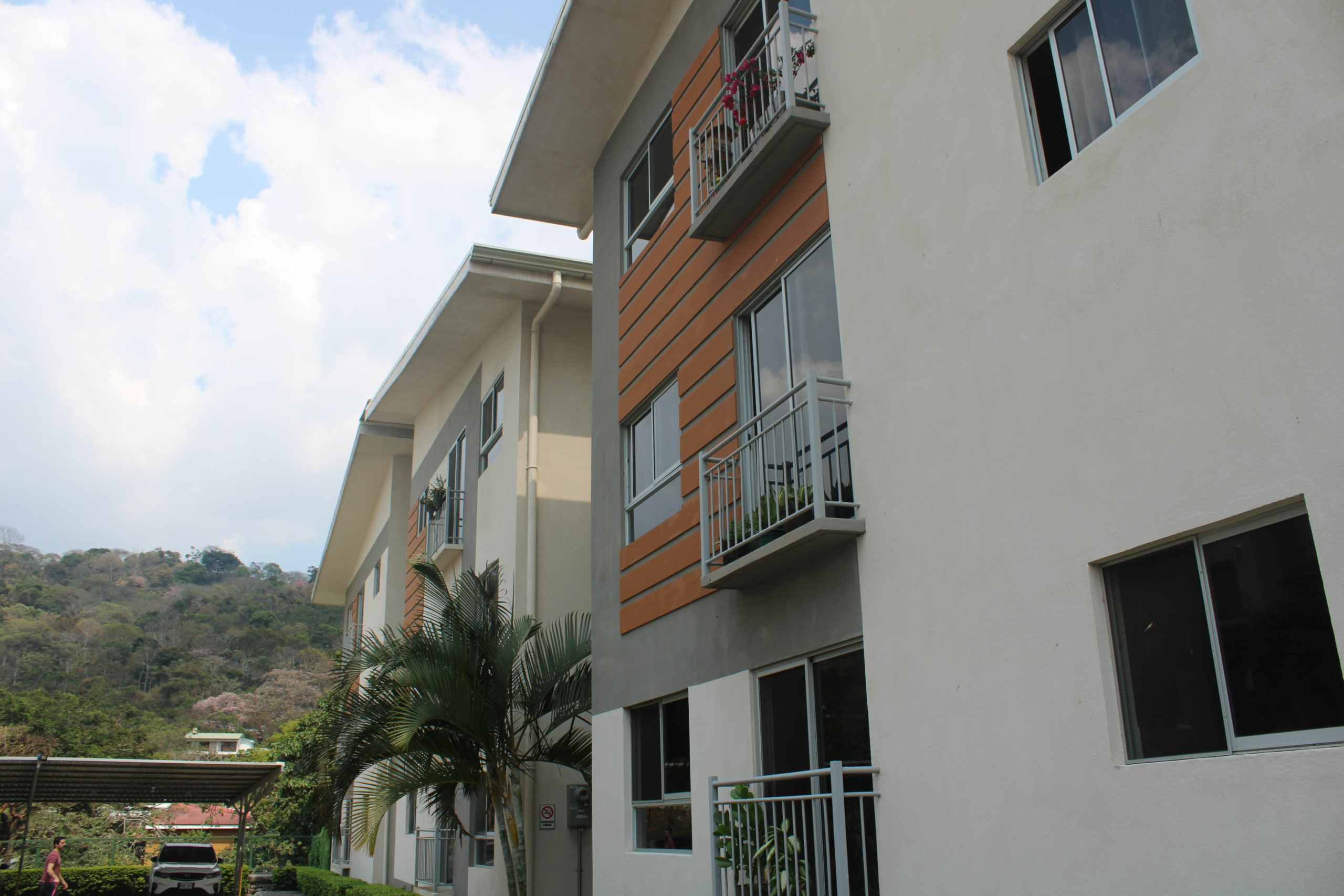 Rio Oro Santa Ana 2nd Floor 2 BR Condo