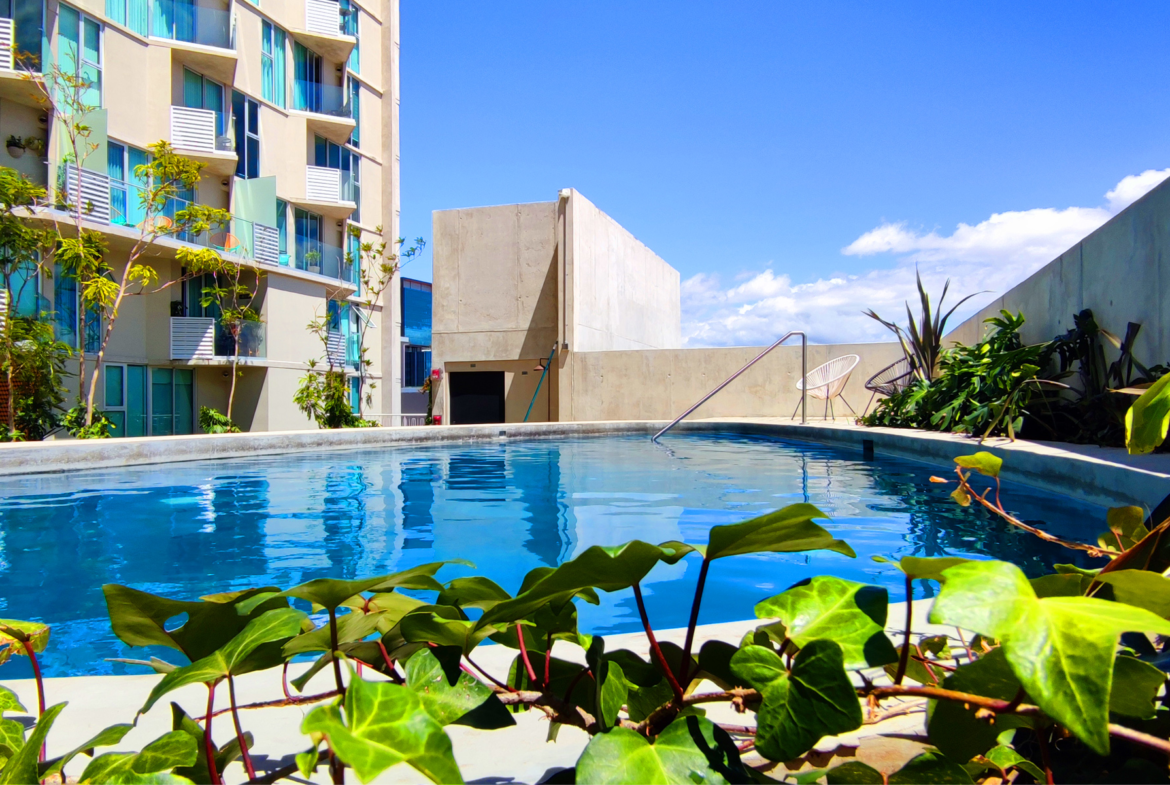 30th floor of Sabana Secrt Tower 1 BR with commanding city views