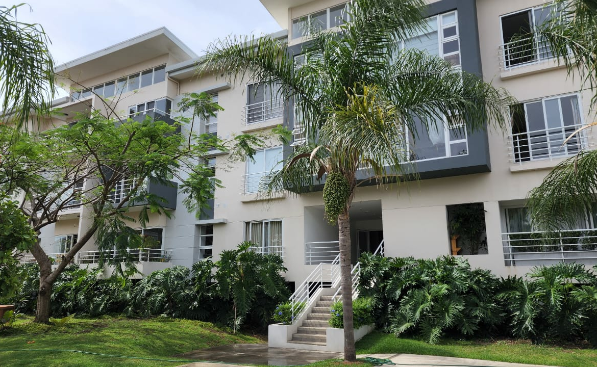 Santa Ana New 2 BR Penthouse on the 3rd Floor