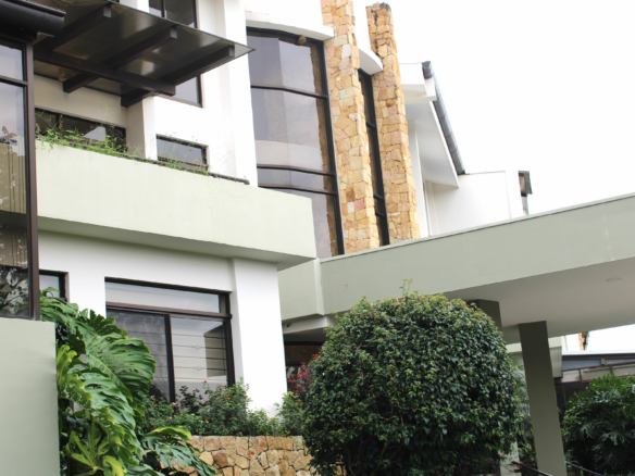 Avalon Country 2 BR Penthouse-style 2-Story Condo