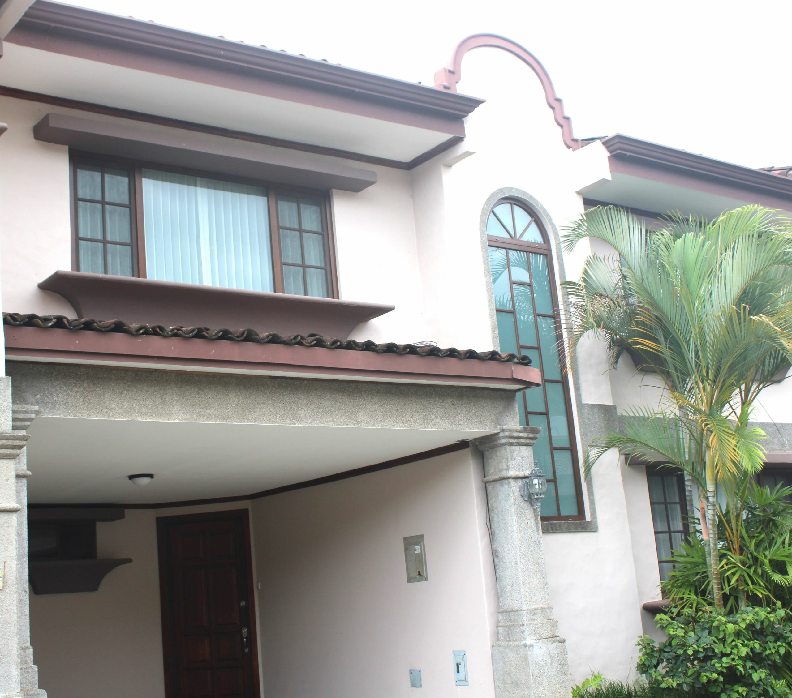 3 BR Escazu Townhouse in Gated Community without Amenities