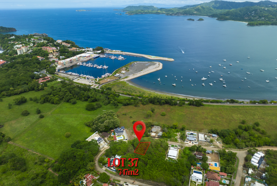 Spectacular Building Lot Minutes from the Flamingo Marina