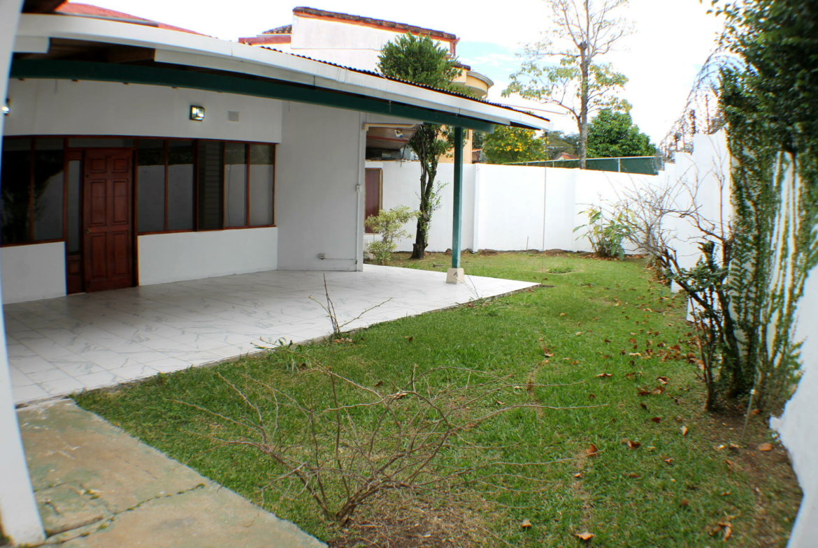 IMG_8985 A Lovely One Story 3 BR Cariari Home in gated community