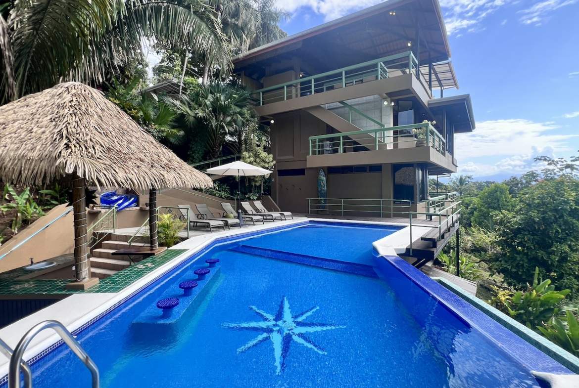 3 BR Manuel Antonio Villa + 2 BR and Huge Pool