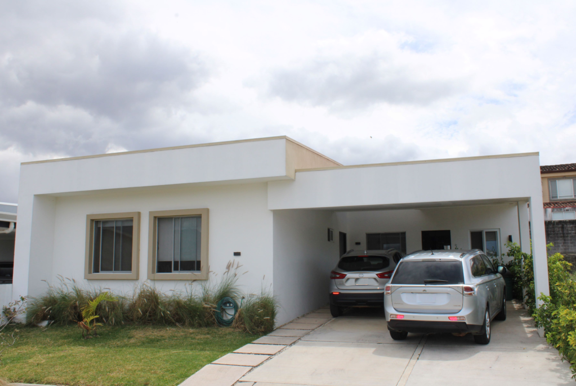 Escazu Single Story 3 BR Home in Gated Community