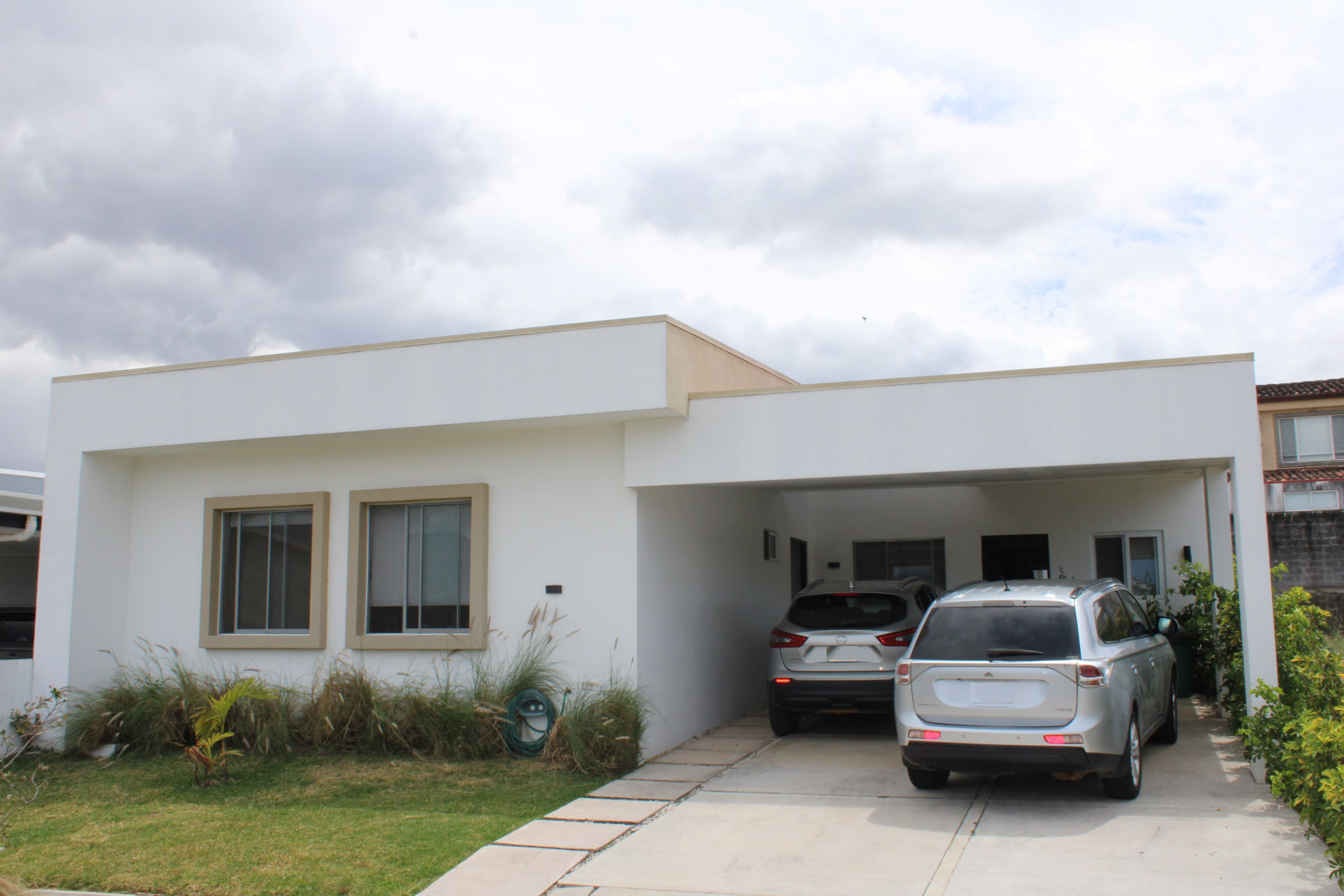 Escazu Single Story 3 BR Home in Gated Community