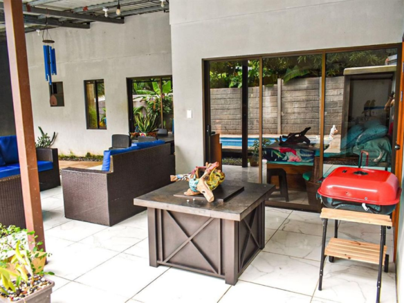 Charming Blue Zone 4 BR Costa Rican Style Home with Pool
