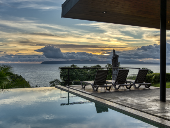 Pavones 4 BR Luxury Villa with Yoga Deck and Pool