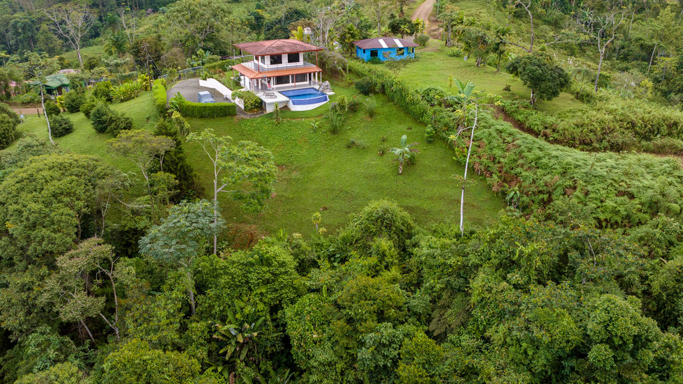 Reduced! Tinamastes 2 BR Panoramic View Home
