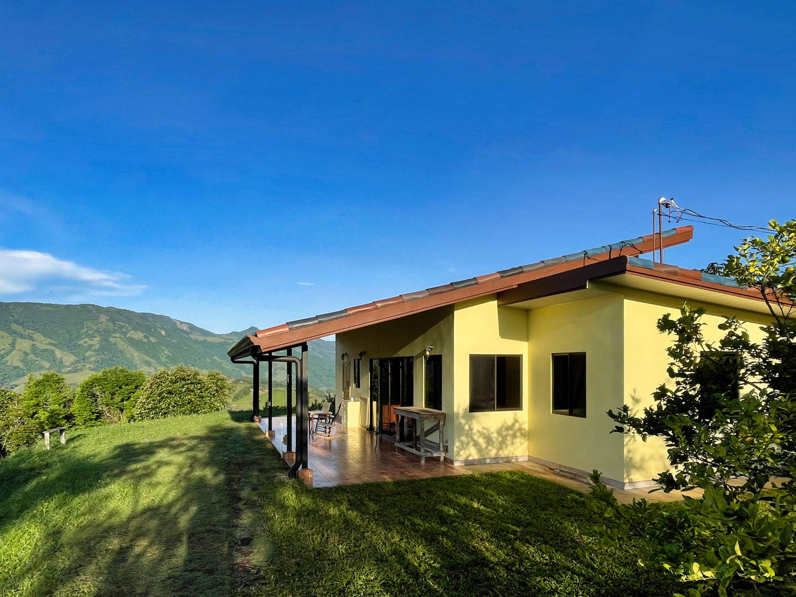 Mountaintop European Vibes in Puriscal Furnished 2 BR Home