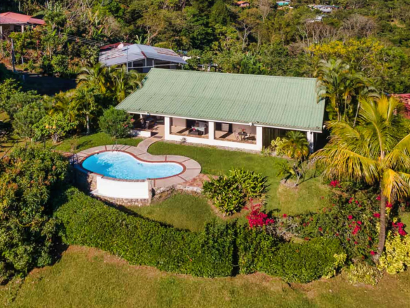 Barbacoas Puriscal 2 BR Mountain View Oasis with Infinity Pool