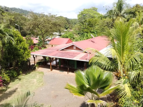 Great Residential-Commercial Property 10 Minutes from Coyote Beach