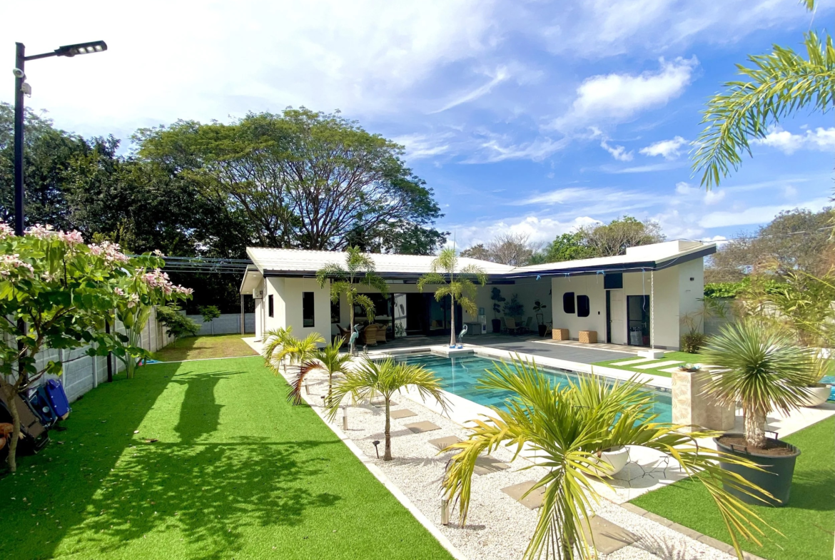 Spectacular Villas del Mar Tambor 2 BR Luxury Beach Home