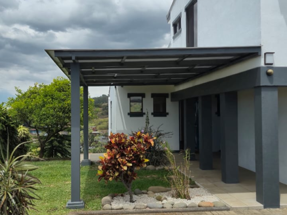 Pet Friendly Cajón de Grecia 3 BR House for Rent