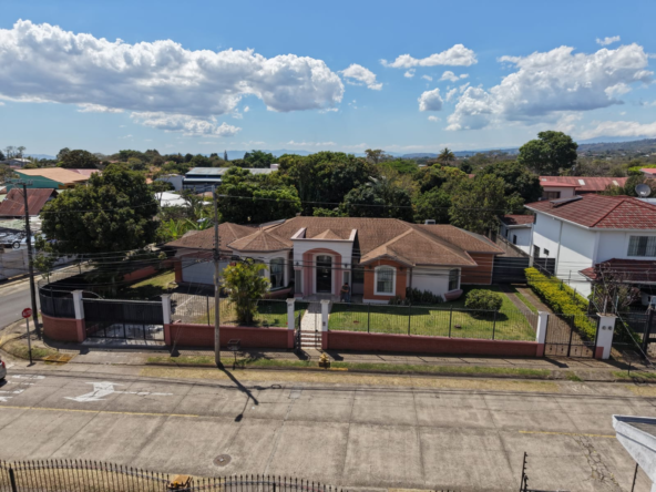 Amazing Luxurious Bariloche Heredia 3 BR House