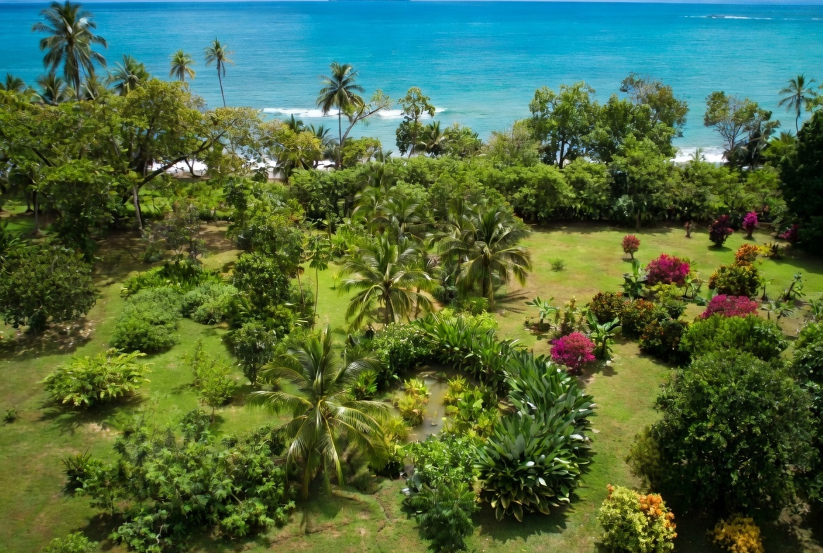 Drake Bay Beachfront Paradise Property Near Corcovado