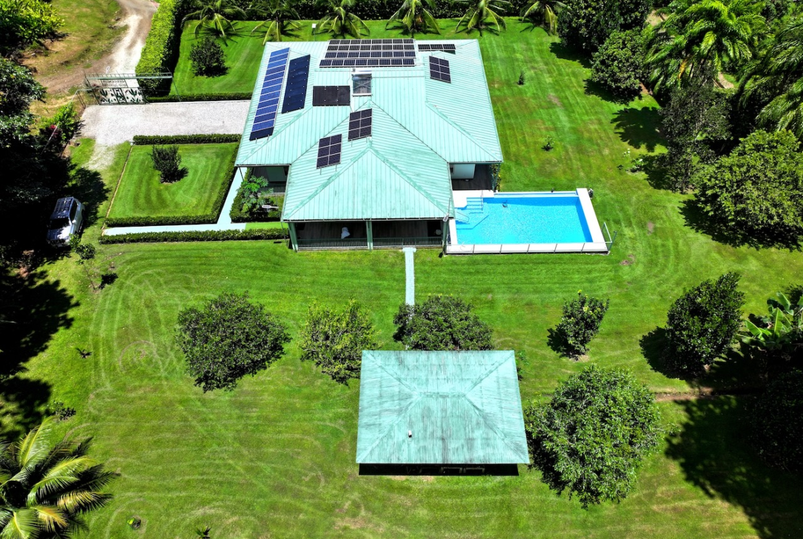 Custom-Built ECO Thermal 3 BR Home near Golfito Bay