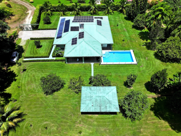 Custom-Built ECO Thermal 3 BR Home near Golfito Bay