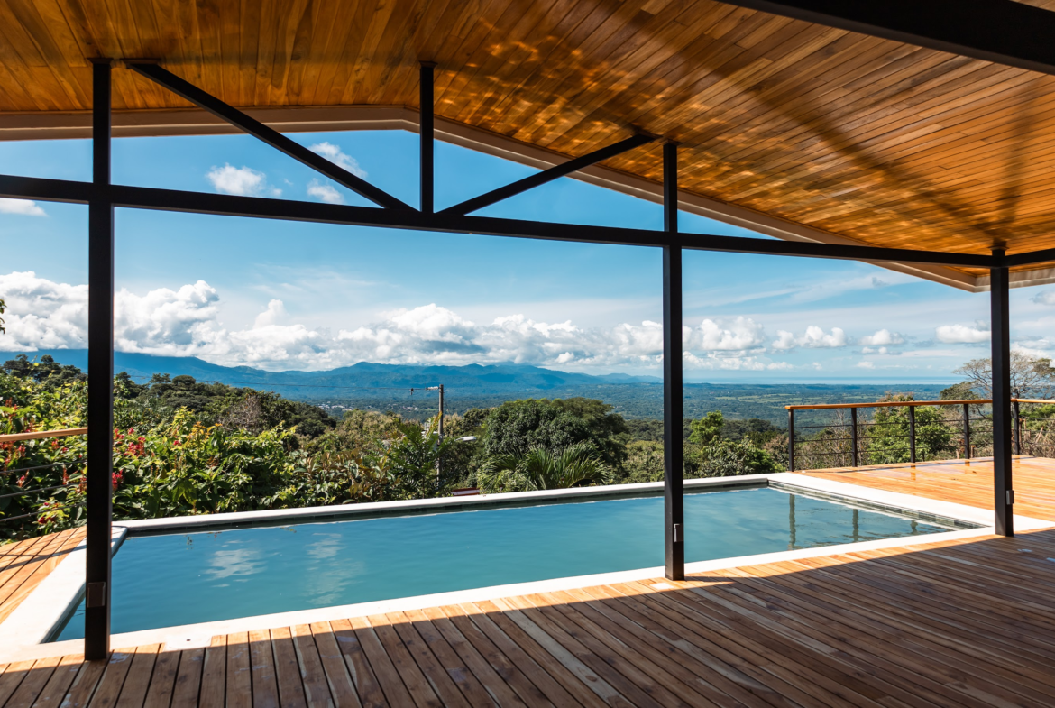 San Mateo 3 BR Ocean-View Villa with Pool and Orchard